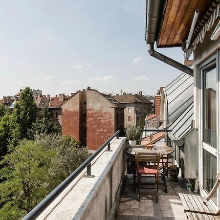 شقة Penthouse -By The Danube بودابست المظهر الخارجي الصورة